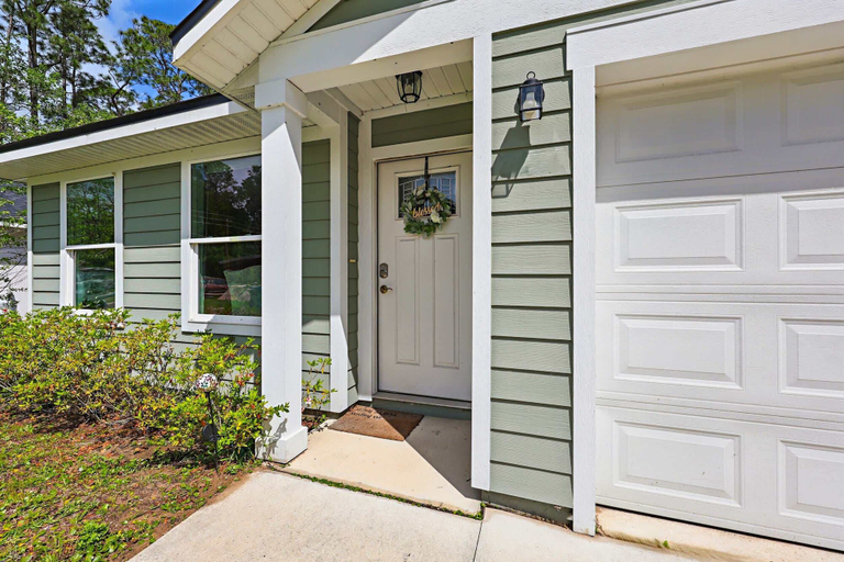 Exterior & Views 2, Ocean Blue Haven - Family Stay, Historic Downtown, Saint Johns