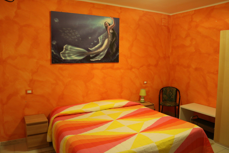 Bedroom 2, Le Sirene Bed and Breakfast, Bari