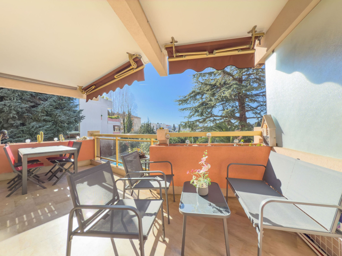 Room 2, 215 Le Cozy in Cannes, Alpes-Maritimes