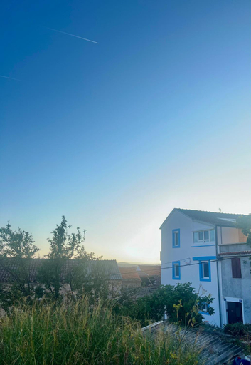 Others 5, Apartmani Adi Tkon, Tkon