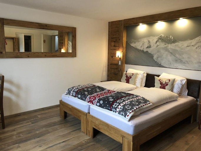 Bedroom 3, Mountain Lodge Sedrun, Surselva