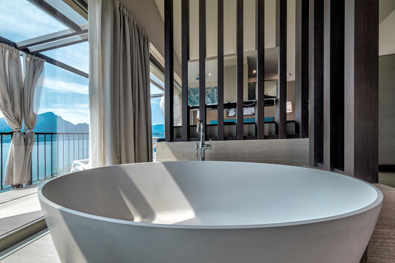 Bathroom 4, Sky View Garda Lake by Hotel Galvani, Verona