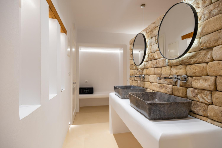 Bathroom 3, Utopia Suites by Anna Platanou, South Aegean