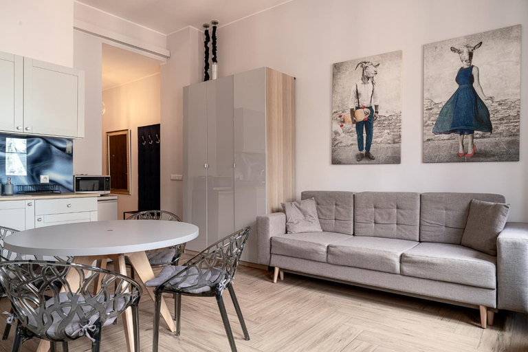 Others 4, RentPlanet - Apartamenty Stare Miasto, Środa Śląska