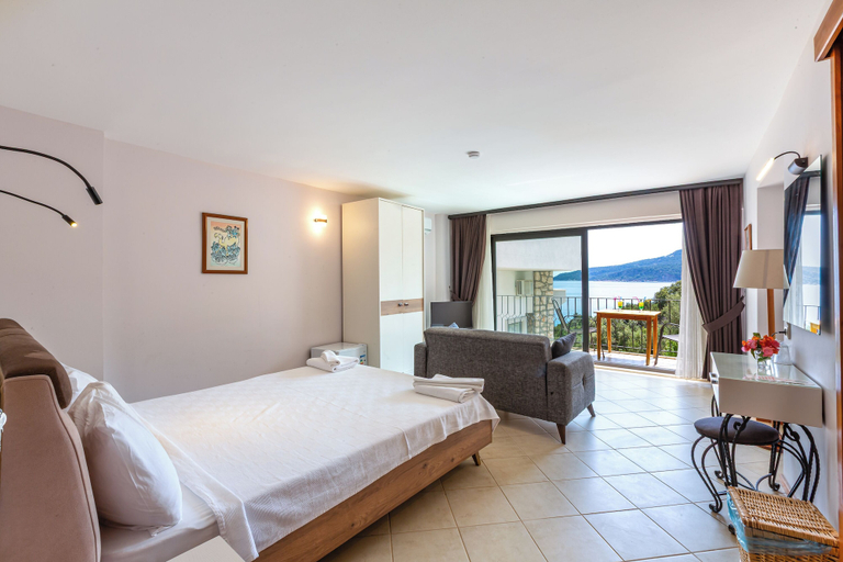 Bedroom 3, Kulube Hotel, Kaş