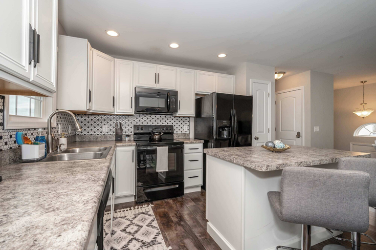 Others 5, Private Pool + Sunset Views Near Ark Sleeps 10, Boone
