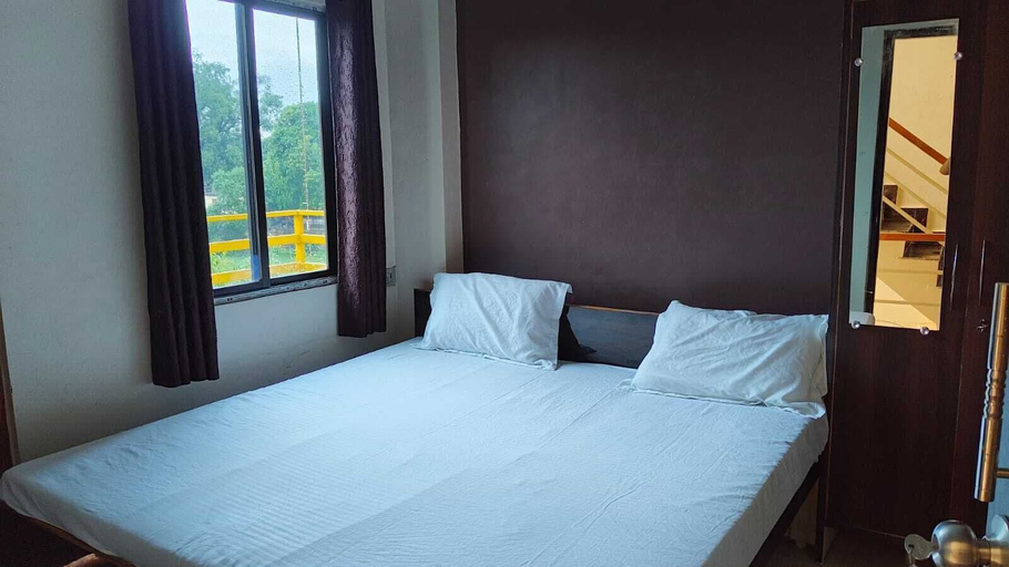 Bedroom 5, Shri Hari Kunj Paying Guest House, Varanasi