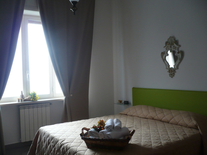 Bedroom 5, B&B Galileo, Napoli