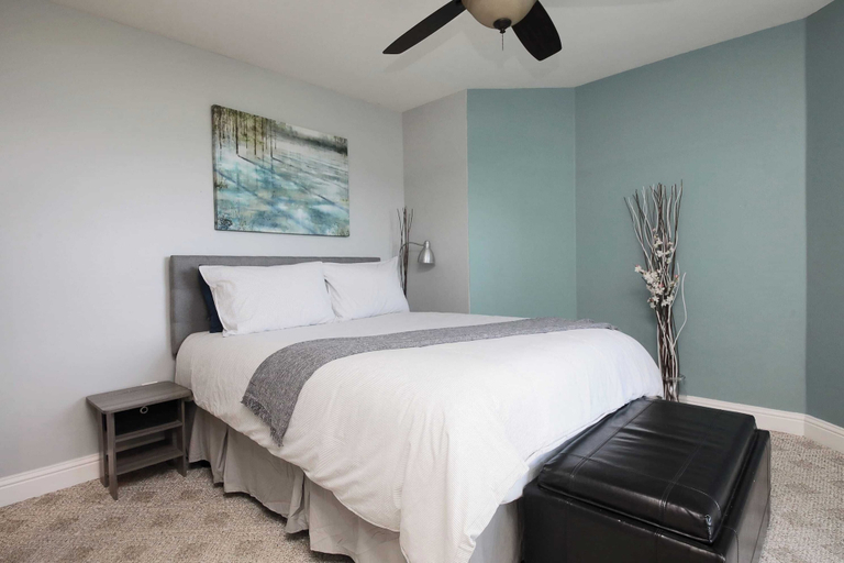 Bedroom 5, Fairway Harbor View by Avantstay Outdoor Oasis, Island