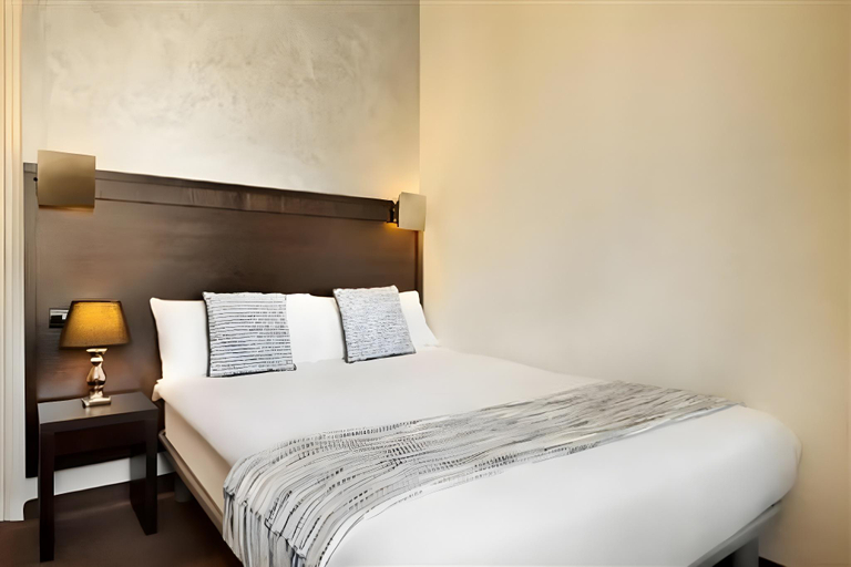 Bedroom 3, Hotel Byakko Nice, Alpes-Maritimes