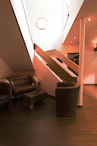 Public Area 2, Hotel Strand-café, Neuwied