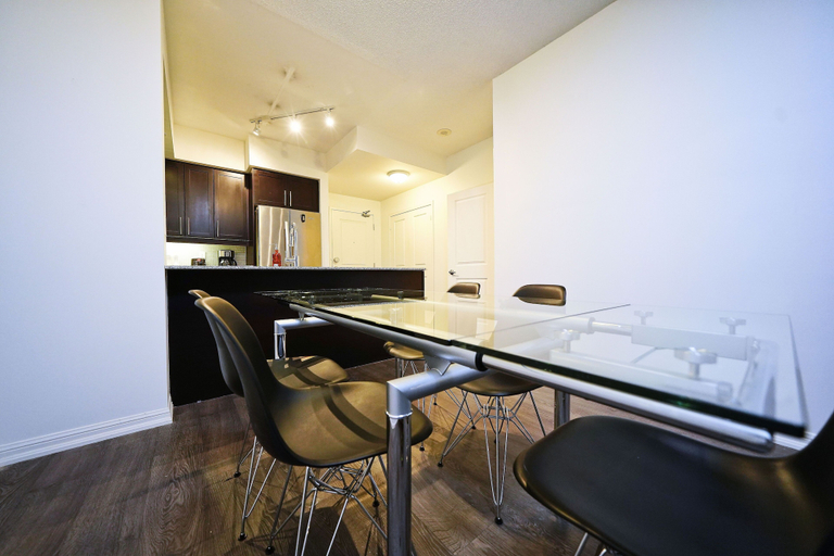 Private kitchen 5, The Fashion House Suites, Toronto