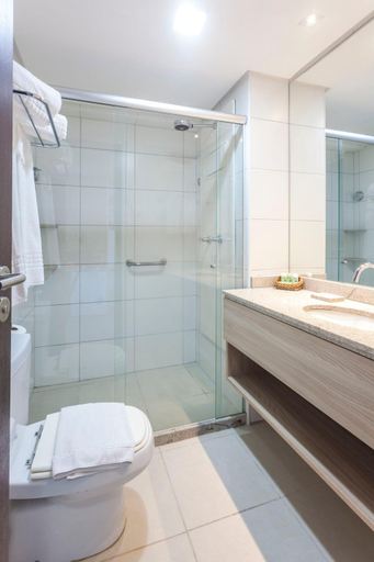 Bathroom 5, Beach Class Convention By MAI, Recife