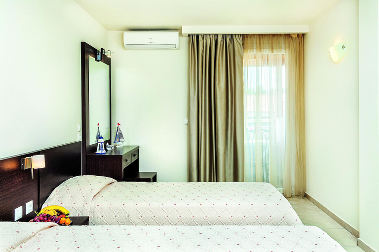 Bedroom 3, Elinotel Polis Hotel, Central Macedonia