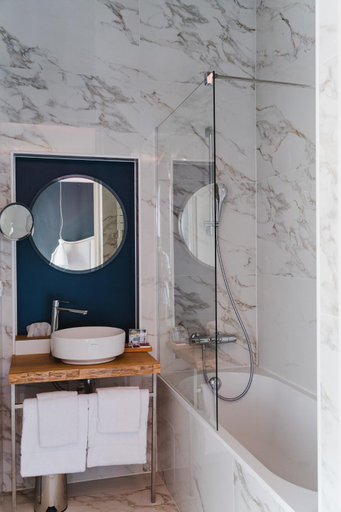 Bathroom 4, Chateau du Clos de la Ribaudiere - Teritoria, Vienne