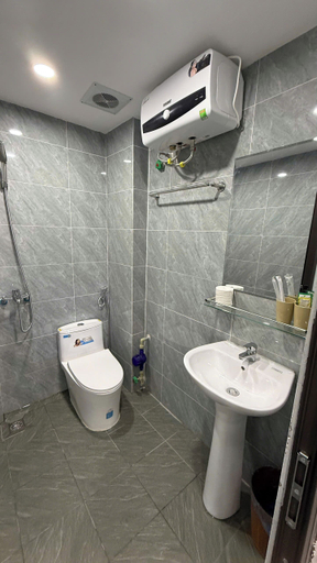 Bathroom 4, Era Apartment Doi Can エラ 格安賃貸アパート, Ba Đình