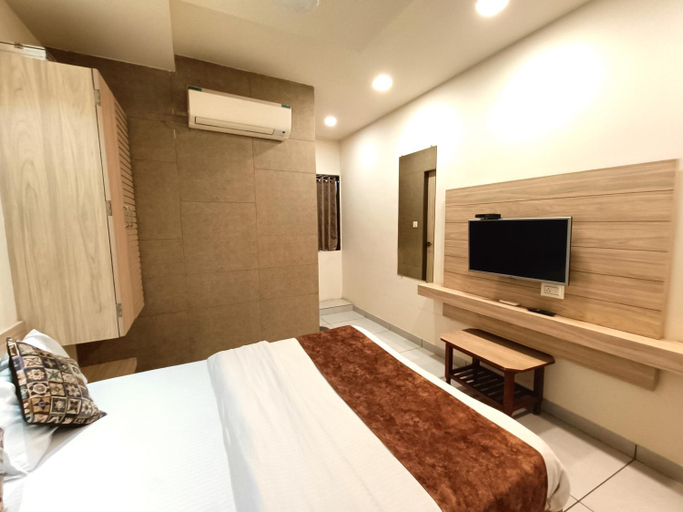 Bedroom 4, Hotel Kinara, Ahmadabad