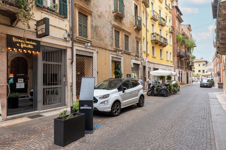 Exterior & Views 2, Residenza Pellicciai, Verona