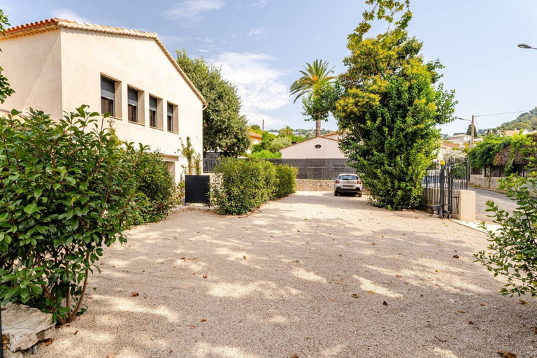 Room 4, 320 Le Loft Palatin in Cannes, Alpes-Maritimes