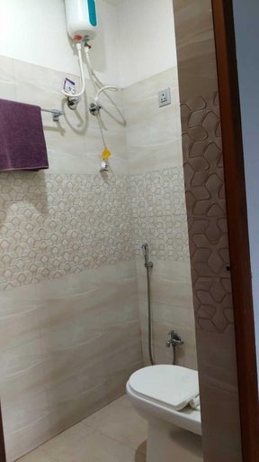 Bathroom 3, Shri Hari Kunj Paying Guest House, Varanasi