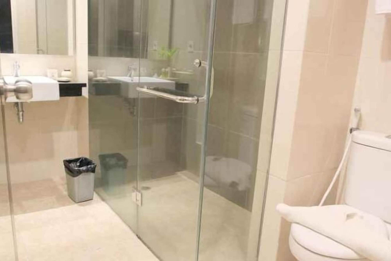 Bathroom 7