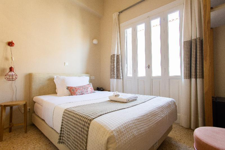 Bedroom 2, Athena hotel, Peloponnese