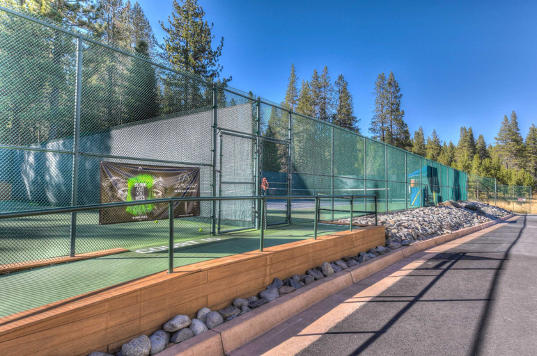 Exterior & Views 2, Northwoods Hangout Near Tahoe Donner, Nevada