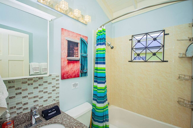 Bathroom 3, 3BR Villa in Drax Hall Country Club