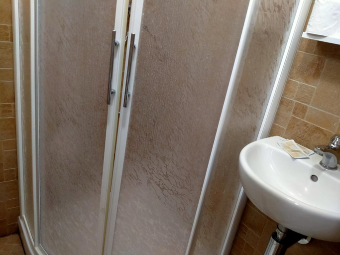 Bathroom 4, Hotel Ristorante Miramare, Pesaro E Urbino