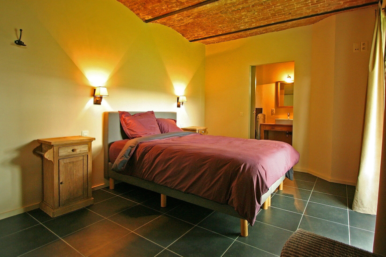 Bedroom 3, Family Farmhouse with Sauna, West-Vlaanderen