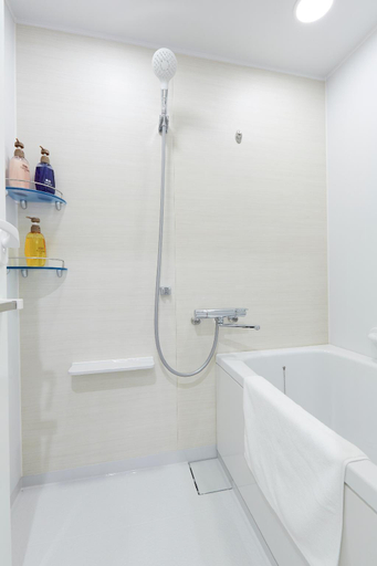 Bathroom 4