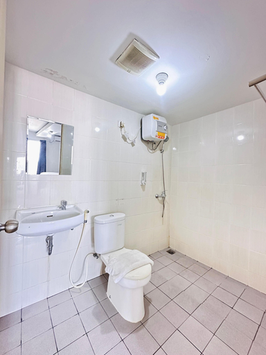 Bathroom 24