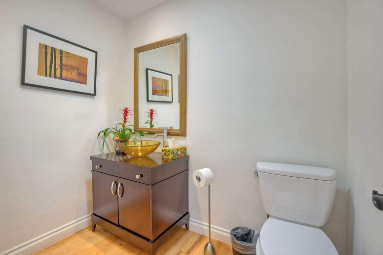 Bathroom 3, Serene Coastal Home Sleeps 8 1 Mile From Beach!, San Diego