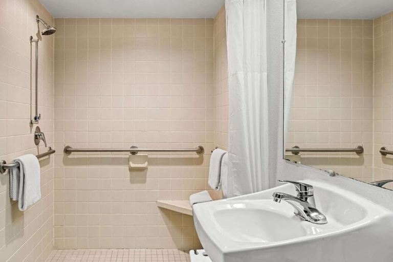 Bathroom 4, FairBridge Inn Express Billings Airport, Yellowstone
