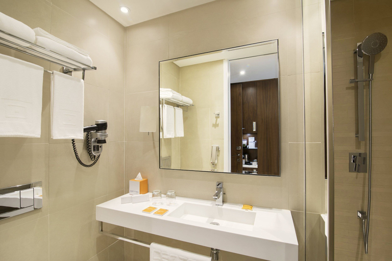 Bathroom 5, Centro Waha by Rotana, Riyadh