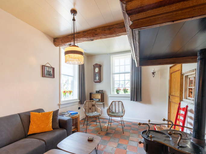 Others 5, Farmhouse in Staphorst with sauna, Staphorst