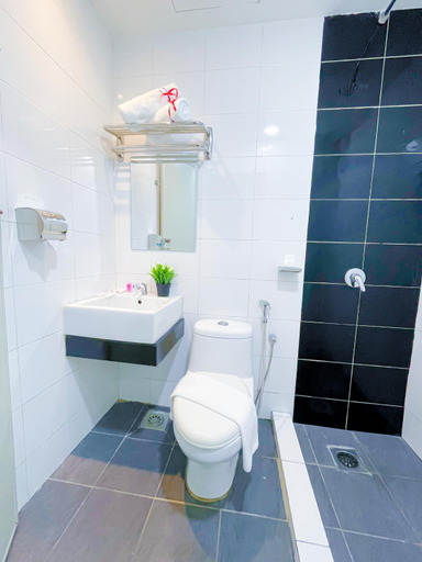Bathroom 4, StarQ Hotel Kuala Lumpur, Kuala Lumpur