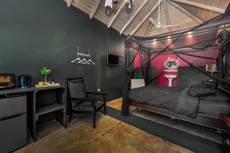 Bedroom 3, Mammaloe's Aruba Boho Boutique Hotel