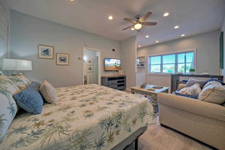Bedroom 3, Beach Boardwalk Access, 2 Pools, Pickleball/tennis Beach Bliss by Avantstay, Nueces