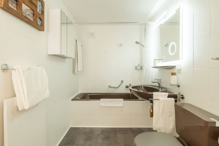 Bathroom 3, Apartment Sofi- Inspiringplaces Zermatt, Visp