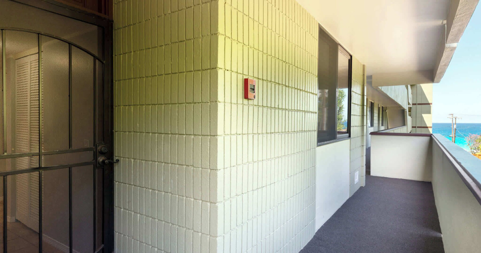 Exterior & Views 2, Magic Sands Unit 111 - Beach and Saltwater Pool, Hawaii