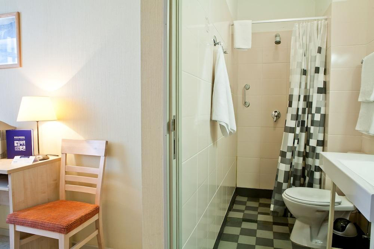Bathroom 4, Kolonna Rezekne, Rezekne