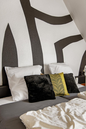 Bedroom 3, Maison Ernenwein, Bas-Rhin