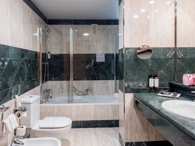 Bathroom 4, Abba Sants Hotel, Barcelona