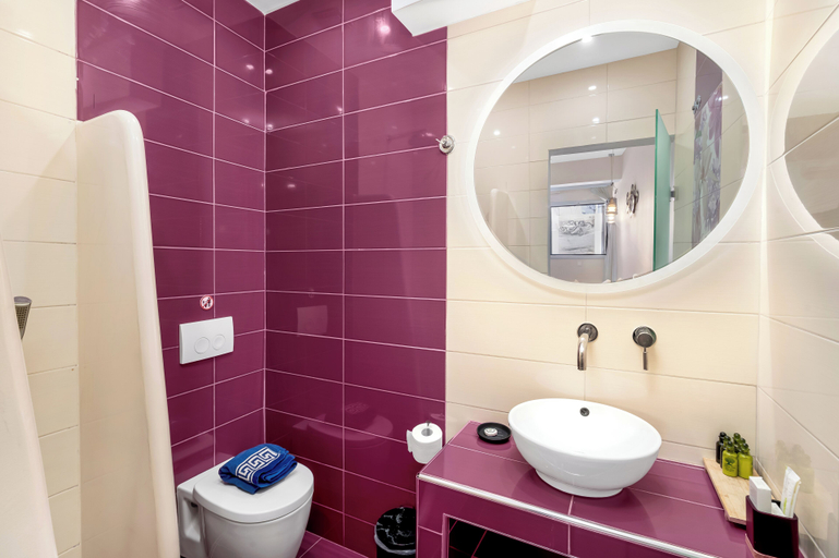 Bathroom 4, Oasis Suites Fira, South Aegean
