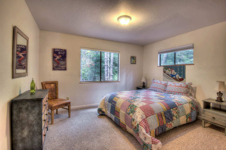 Bedroom 3, Glacier Forest Getaway HOA Access!, Nevada