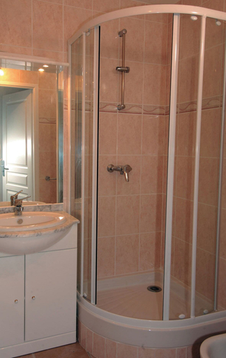 Bathroom 4, Lagrange Vacances Villa D'Este, Gironde
