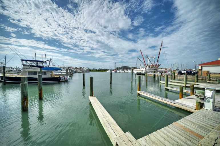 Others 5, Boots & Beaches Avantstay Golf Cart Access, Brd Walk, Nueces