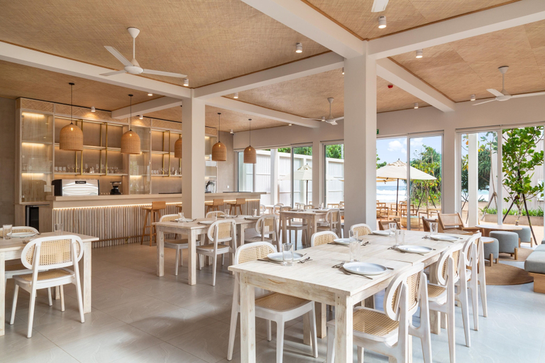 Food & Drinks 5, Asaya Sands, Weligama