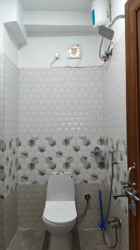 Bathroom 2, Shri Hari Kunj Paying Guest House, Varanasi